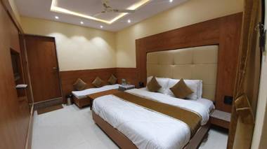 Hotel Golden Veena
