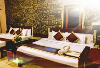 Eminence - Palm Residency