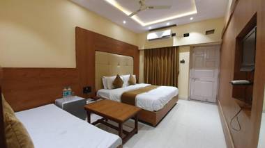 HGV GOLDEN VEENA - MOUNT ABU - 1.5 KM FROM NAKKI LAKE