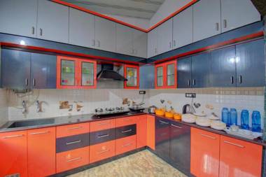 Srinikethana Home Stay with Swimming Pool