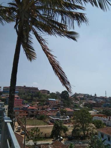 Kodaginamadilu top home