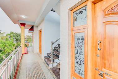 OYO 79895 MOUNTAIN mist