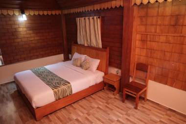 Whispering woods by Aura hospitality