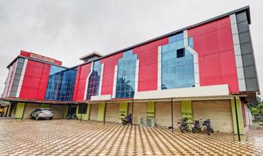 Treebo Trip Aravind Premiere Hotel