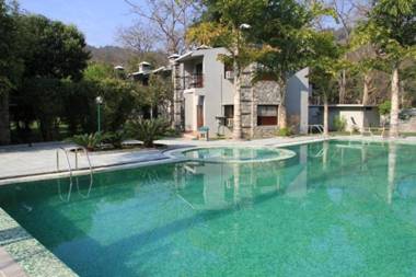 Corbett Suman Grand Resort