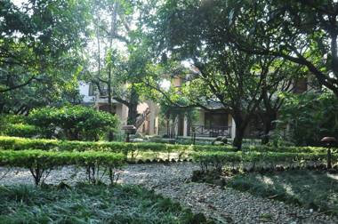 Corbett Wild Resort - A River Access Property