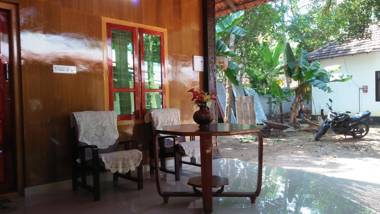 The Munroe Villagio Homey