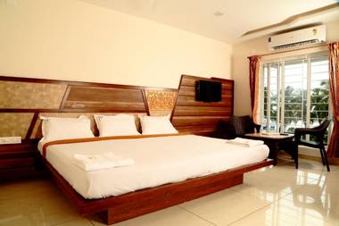 Annai in Saravana Bhavan Fine stay and Restaurant