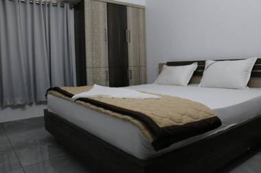 LAKSHMI TOURIST HOME