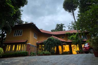 Karapuzha Village Resort