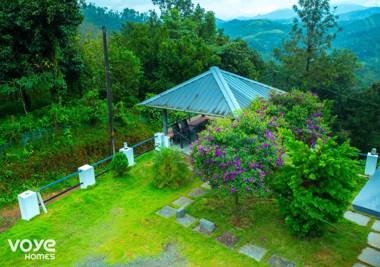 VOYE HOMES Vythiri Silver Mist - Hill Top Private Villa