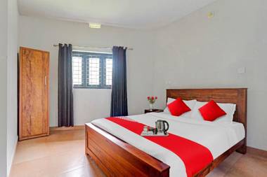 OYO 87986 Green Palace Homestay