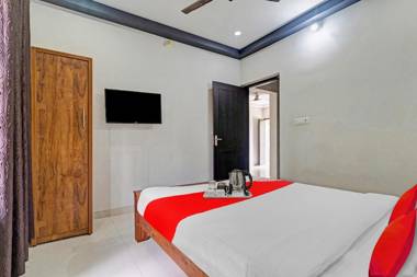 OYO 87986 Green Palace Homestay