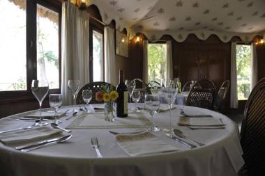 Dera Village-The Clement Retreats