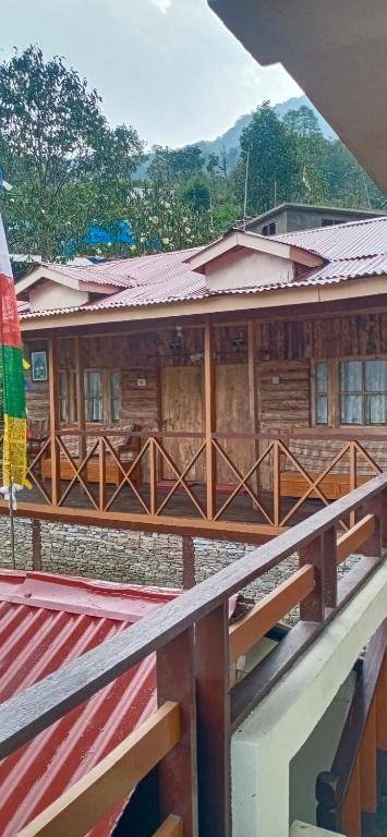 Daragaon Retreat (Gurung Homestay)