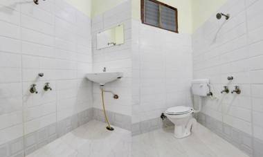 Treebo Trip Royal Monarch Maya Bazar