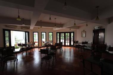 The Pine Crest Resort Bhimtal