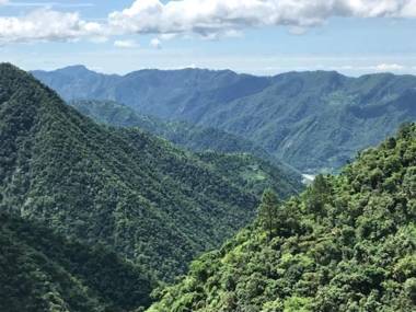 Narayana Lake Hide Out