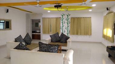 Ghanvatkar Bunglow Resort