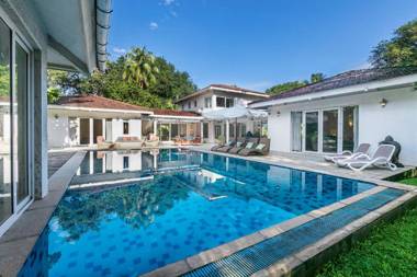 StayVista at Hamptons Charm