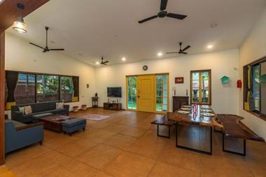 SaffronStays Beach Blues