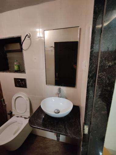 OYO 88386 R&b Villa Nagaon