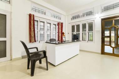 Vaccinated Staff - OYO 46619 Sixth Avenue