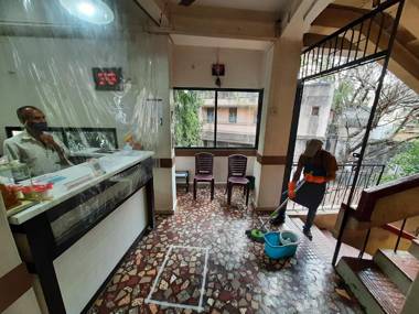 Hotel Ashray Residency