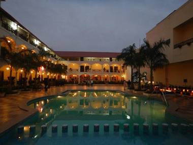 Hotel Kumararraja Palace