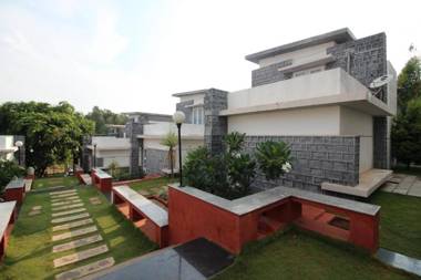 La Flora Cloud 9 Yelagiri