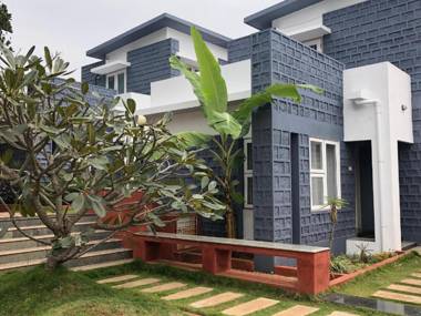 La Flora Cloud 9 Yelagiri