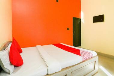 OYO 69537 Vatika Hotel
