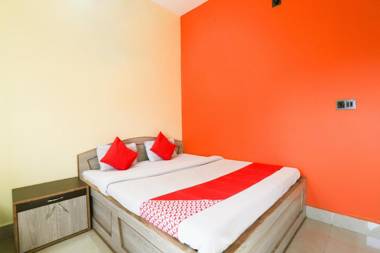 OYO 69537 Vatika Hotel