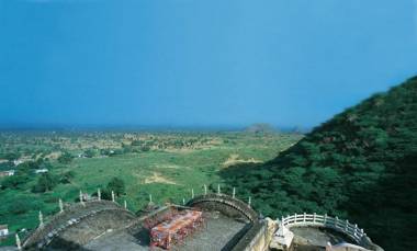 Neemrana Fort-Palace
