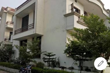 Angad home fully furnished Ac wifi included