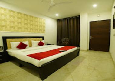 Hotel Shiraaz 3