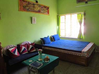 Vamoose Pubali Homestay Shantiniketan