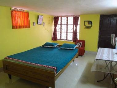 Vamoose Pubali Homestay Shantiniketan