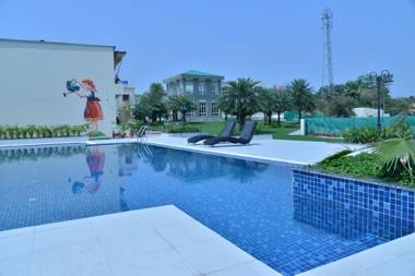 The Creek Boutique Resoret