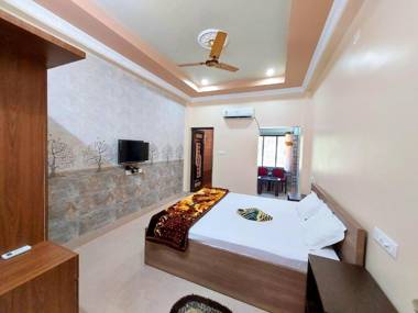 Aappayan Guest House & Restaurant