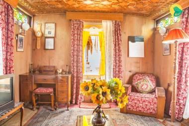 The Shelter Group of Houseboats & Tour organiser