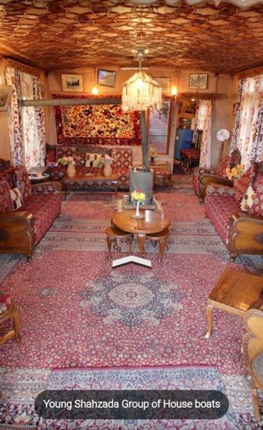 Young Shahzada Group of Houseboats