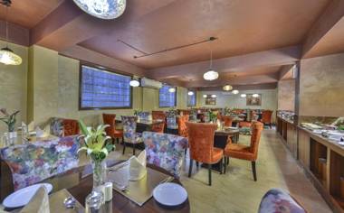 Batra Hotel and Residences