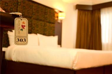 Hotel PACIFIC