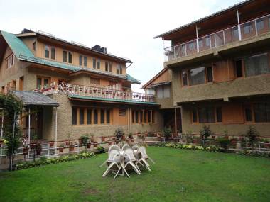 HOTEL MADHUBAN