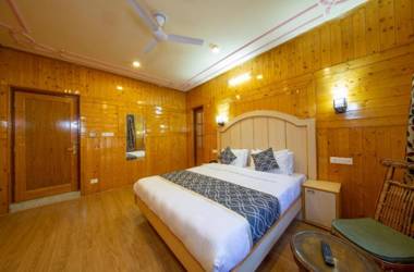 Hotel Alhamra Retreat