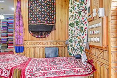 Capital O 86391 Gaffoora Lake View