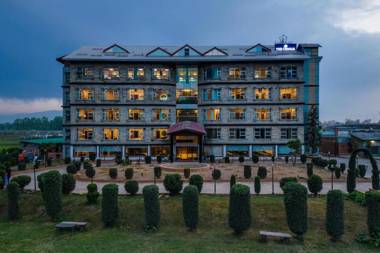 The Chinar Resort - Srinagar