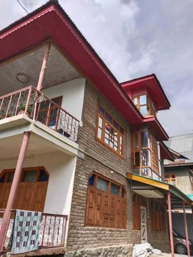 POP HOME 92344 Zaid Homestay