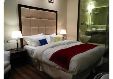 Exotic Kufri stay with Incredible Views